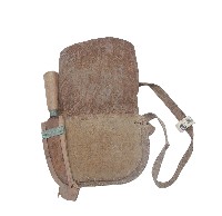 排灣族皮革製刀套藏品圖，第1張