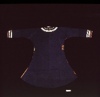 排灣族漢式深色長袖上衣藏品圖，第2張