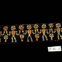 排灣族人像圖飾深色布匹藏品圖，第1張