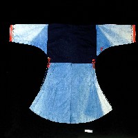 排灣族織紋漢式長衣藏品圖，第2張