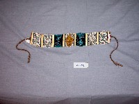 貝珠及骨板額飾藏品圖，第1張