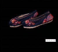 臺灣北部客家族群女性翹鞋藏品圖，第1張