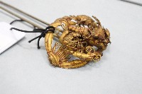 清代龍鳳首掐絲鑲嵌之銅髮釵藏品圖，第2張