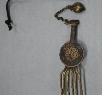 日本20錢硬幣髮釵藏品圖，第2張