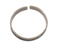 金屬製人像刻紋手環藏品圖，第2張