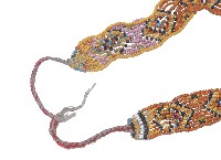 排灣族串珠菱格紋胸飾藏品圖，第3張