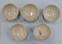 簡筆青花彩繪折枝花卉紋碗（5）藏品圖，第1張