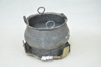 鐵製四圓耳香爐（帶底座）藏品圖，第1張