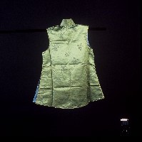 淺綠色緞面背心藏品圖，第2張