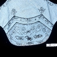 客家刺繡雙層口袋式肚兜藏品圖，第2張