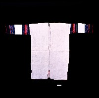 白色無領長袖上衣藏品圖，第1張