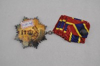 五等雲麾領綬勳章藏品圖，第2張