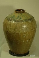 米黃釉拍打印紋窄口豐肩式陶甕藏品圖，第1張