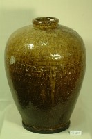 棕褐釉拍打印紋窄口豐肩式陶甕藏品圖，第1張