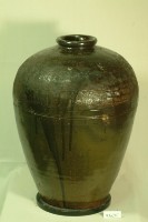 黑褐釉拍打印紋窄口豐肩式陶甕藏品圖，第1張