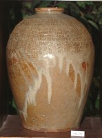 米褐釉拍打印紋窄口豐肩式陶甕藏品圖，第1張