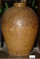 斑紋棕褐釉拍打印紋窄口豐肩式陶甕藏品圖，第1張