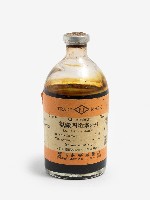 藥用帶蓋窄口細頸透明玻璃瓶藏品圖，第1張
