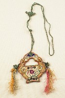 床前花籃刺繡吊飾2件藏品圖，第1張