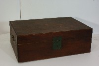 木製雙環扣帶鎖衣箱藏品圖，第1張
