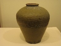 褐釉線紋窄口陶甕藏品圖，第1張