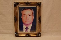 金框林枝木肖像照藏品圖，第1張