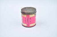 寶島牌香菸鐵製帶蓋圓柱狀盒藏品圖，第2張