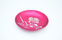 紅地白折枝菊花紋鋁製疊藏品圖，第1張