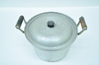 雙耳木提把帶蓋鋁製深鍋藏品圖，第1張