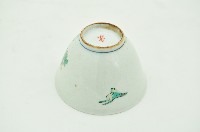 九谷款五彩牡丹花鳥石紋盞杯藏品圖，第3張