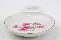 金口五彩折枝花卉紋瓷碟藏品圖，第1張