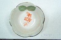 黑口五瓣式花口貼花紅綠彩櫻花紋瓷碗藏品圖，第2張