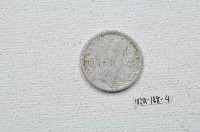中華民國四十四年壹角錢幣藏品圖，第2張