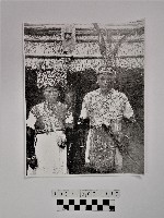 黃則修攝原住民男女合影照藏品圖，第1張