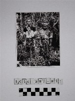 黃則修攝原住民男女合影照藏品圖，第1張