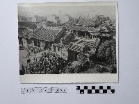 黃則修攝俯瞰龍山寺藏品圖，第1張