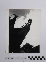 黃則修攝屋頂的龍飾藏品圖，第1張