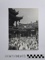 黃則修攝人群藏品圖，第1張