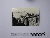 黃則修攝咾咕石屋聚落藏品圖，第1張