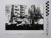 黃則修攝男孩與倒影藏品圖，第1張