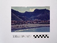 黃則修攝在山與海之間的聚落藏品圖，第1張