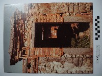 澎湖咾咕石厝正門藏品圖，第1張