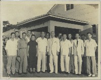 彰化溫泉前合照老照片藏品圖，第1張