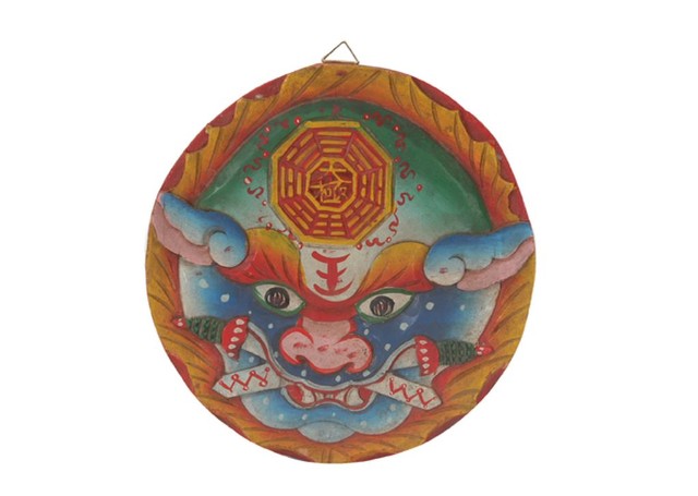 木製獸牌獸牌避邪物的圖片