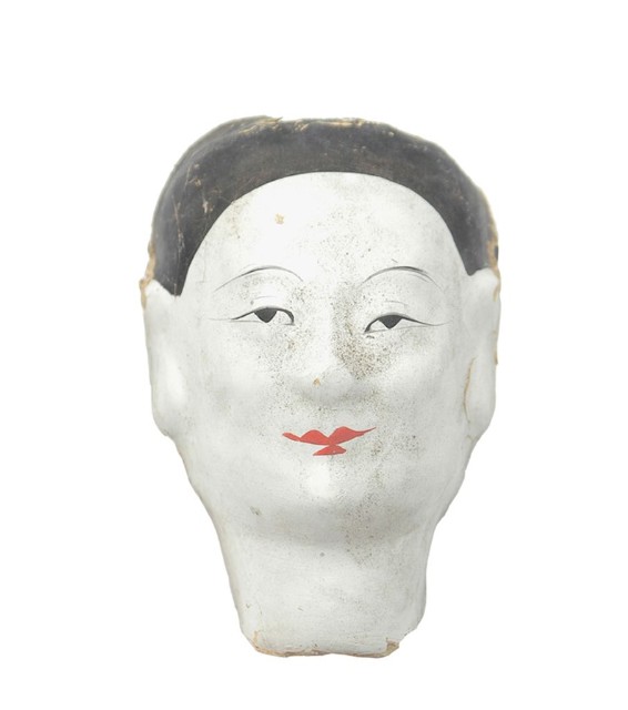 紙紮人臉孔紙糊面具的圖片