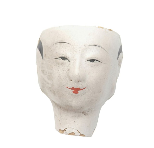 紙紮人臉孔紙糊面具的圖片
