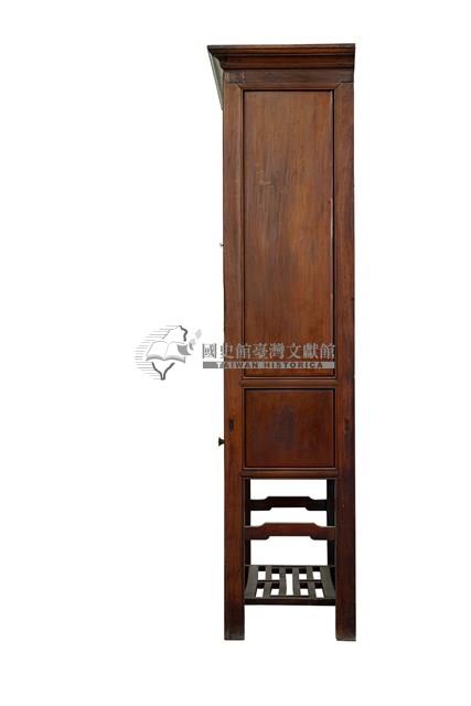 木製山形三聯式桌櫃藏品圖，第3張