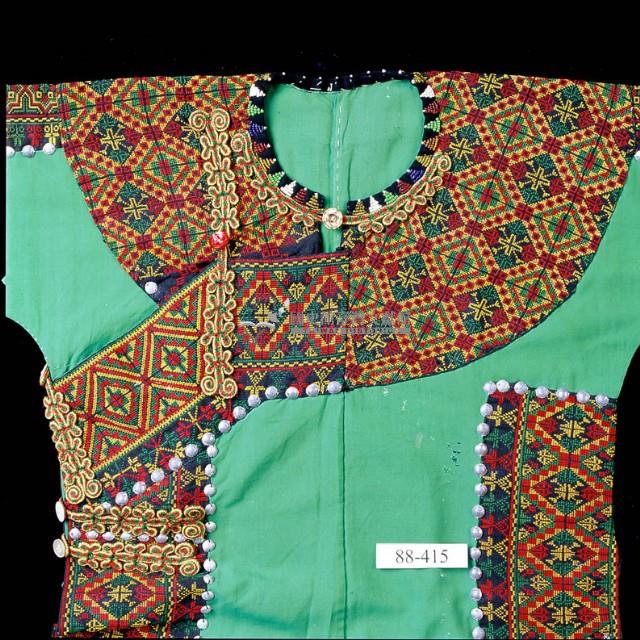 魯凱族女長衣藏品圖，第3張