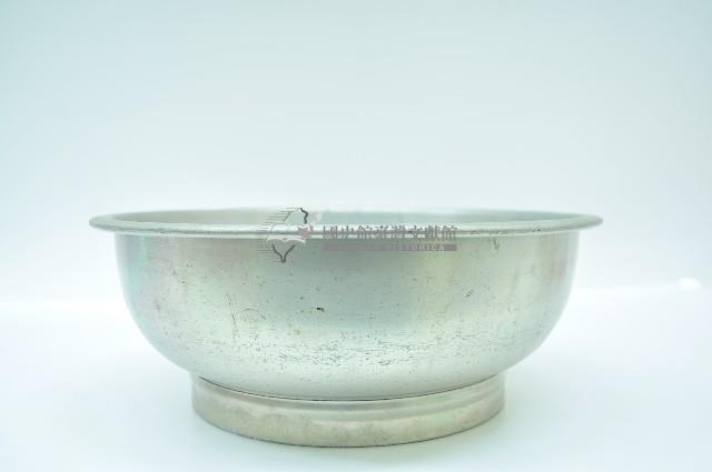 「台中市第一信用合作社贈」鋁製深腹大碗藏品圖，第3張