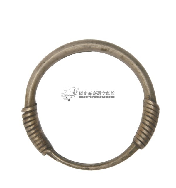 金屬製繩紋設計手環一對藏品圖，第3張